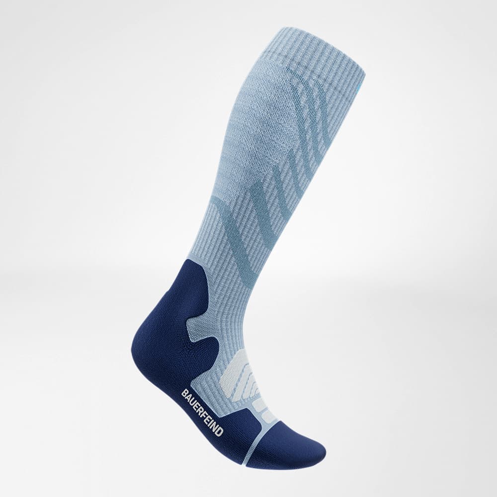 Merino-Wandersocken hellblau Seitenansicht Seitenansicht der Merino-Wandersocken in hellblau
