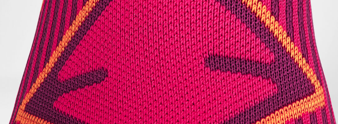 Skisocke pink Detailaufnahme Detailansicht auf Instep Comfort Zone des pinken Sportsocken zum Skifahren