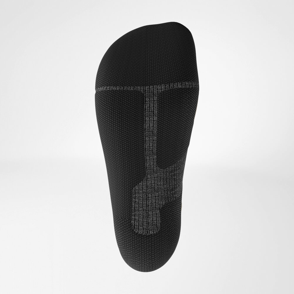 Skisocke Abfahrt mit Merinowolle grau Detail Relief Sole Detailansicht auf Relief Sole des grauen Sportsocken für Ski Alpine mit Merinowolle