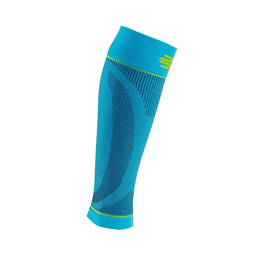 Sports Compression Sleeves Lower Leg von schräg vorn vor weißem Hintergrund