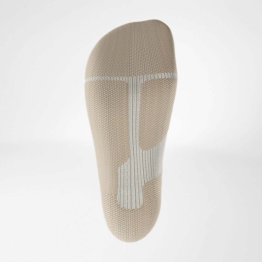 Skisocke Abfahrt mit Merinowolle beige Detail Relief Sole Detailansicht auf Relief Sole des beigen Sportsocken für Ski Alpine mit Merinowolle