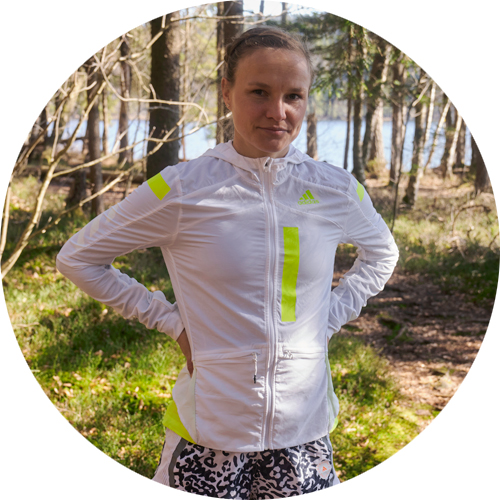 Ein Portrait von Läuferin Anna Hahner
