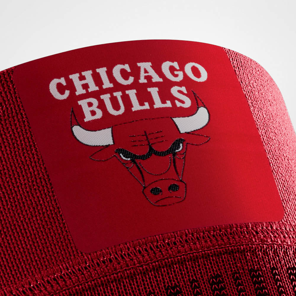 Knee Sleeve NBA Bulls Detail Logo Fokus Chicago Bulls Logo auf dem Knee Sleeve NBA