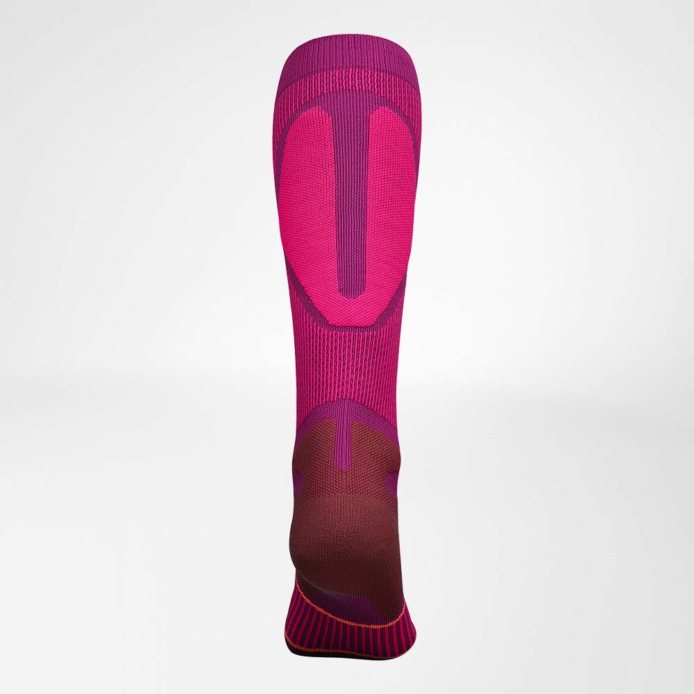 Hintere Komplettansicht des pinken Sportsocken zum Ski fahren